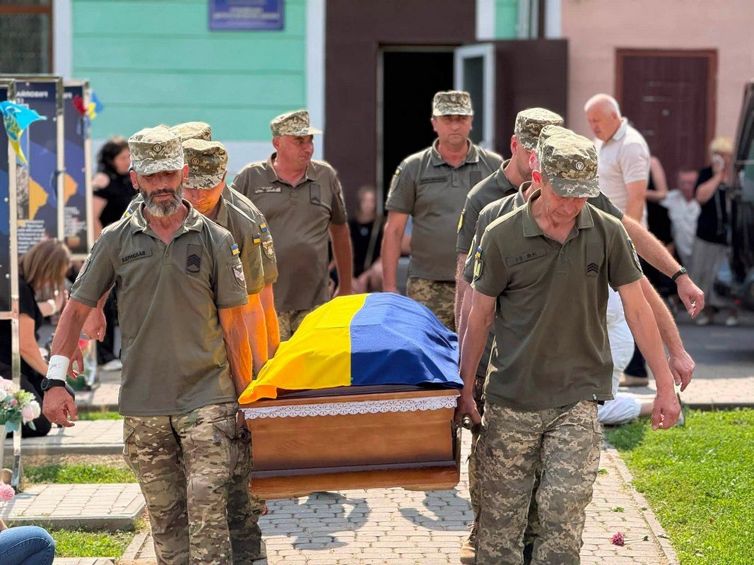 В Отинійській громаді "на щиті" зустріли захисника Андрія Гільтайчука 6