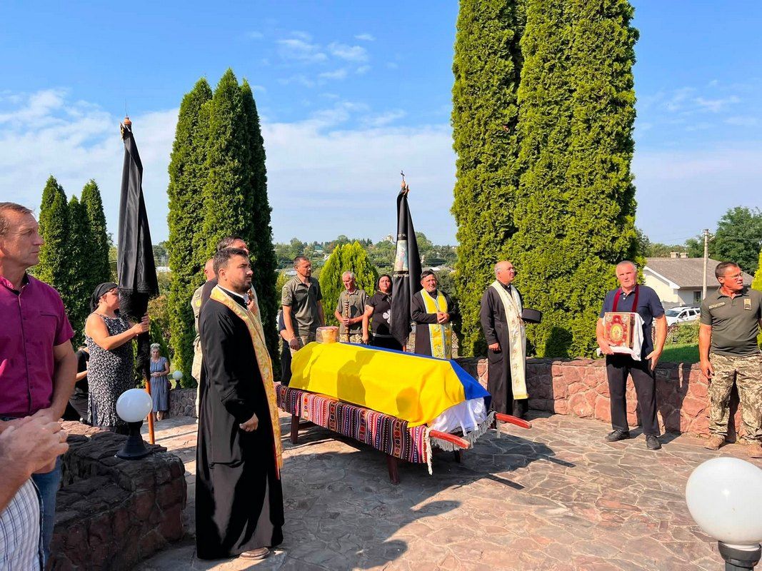 У Городенківській громаді відбулося прощання із захисником Іваном Соколюком 7
