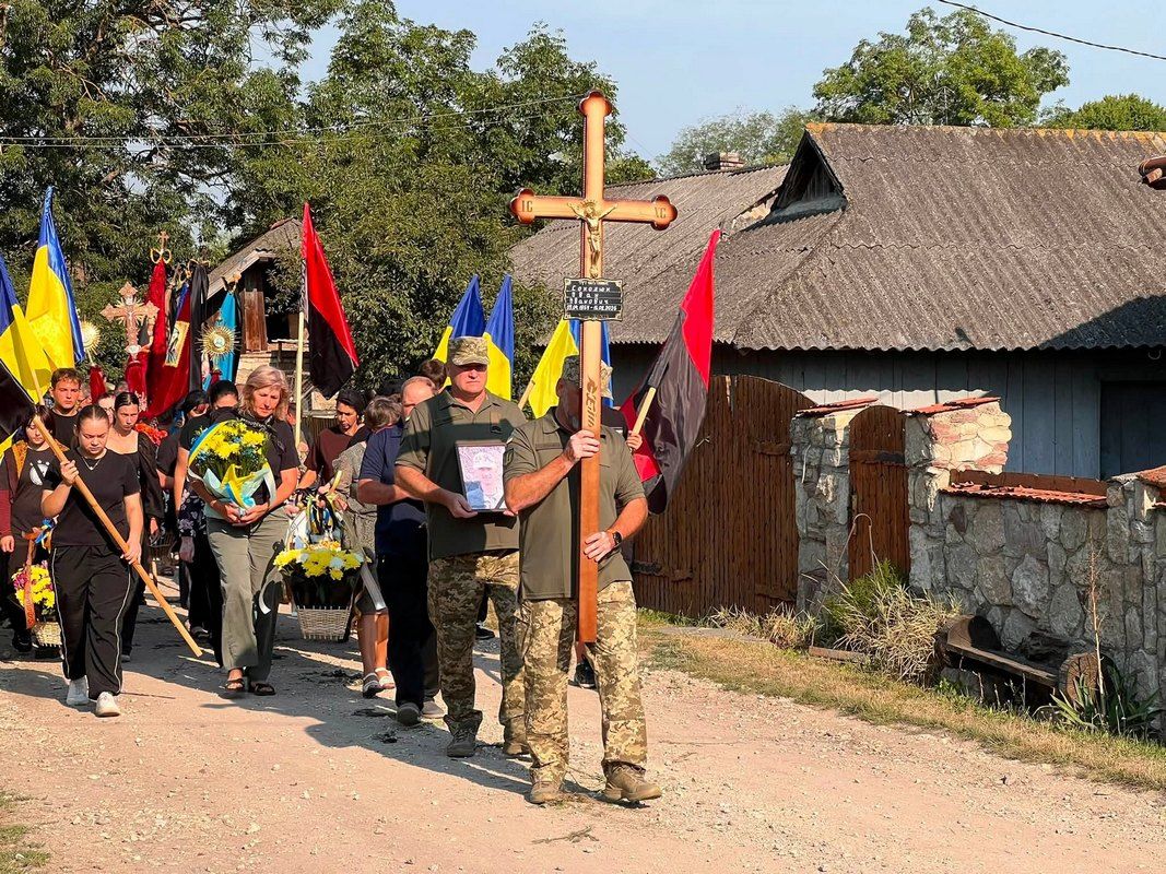 У Городенківській громаді відбулося прощання із захисником Іваном Соколюком 5