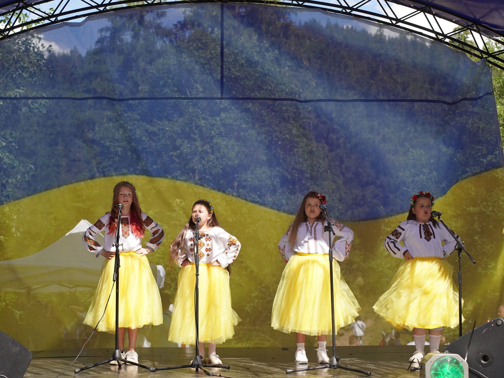 У Ворохті на благодійному фестивалі «Свято Спадщини» зібрали понад 274 тис. грн. для ЗСУ 6