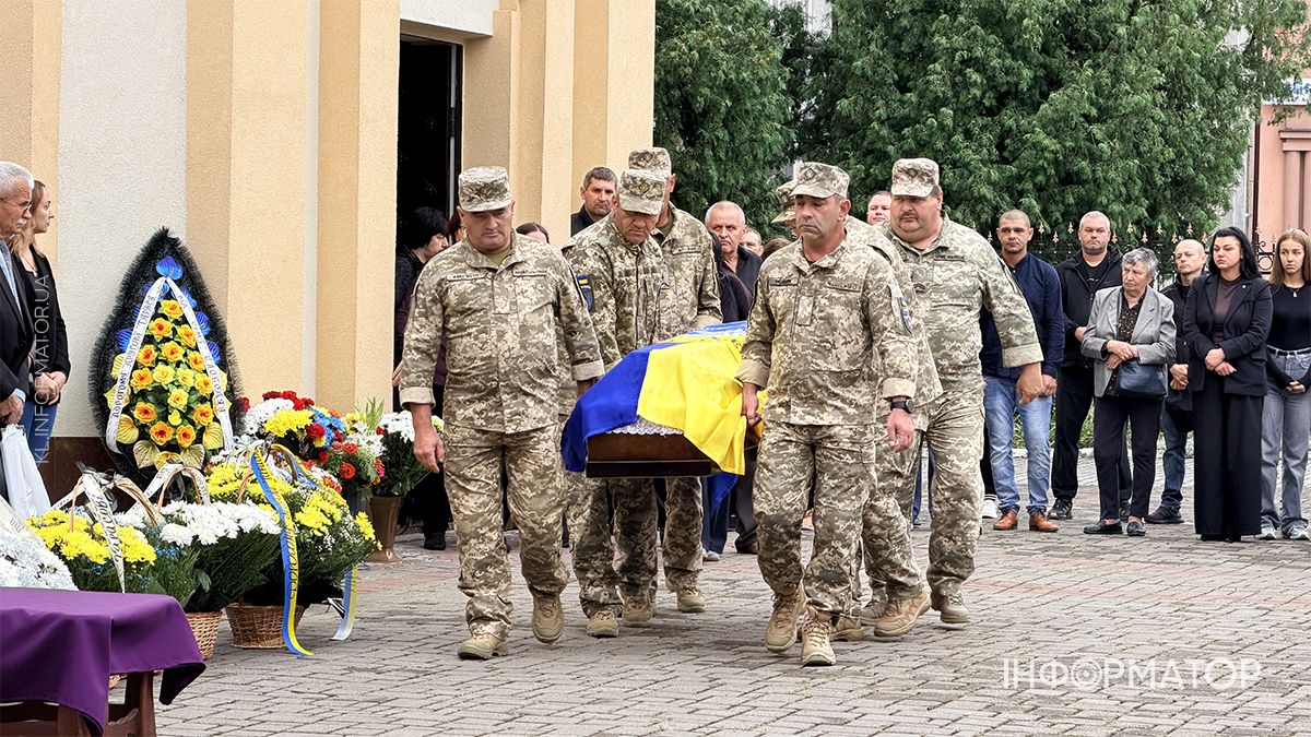 На вічний спочинок у Коломиї провели Тараса Танцюру 2