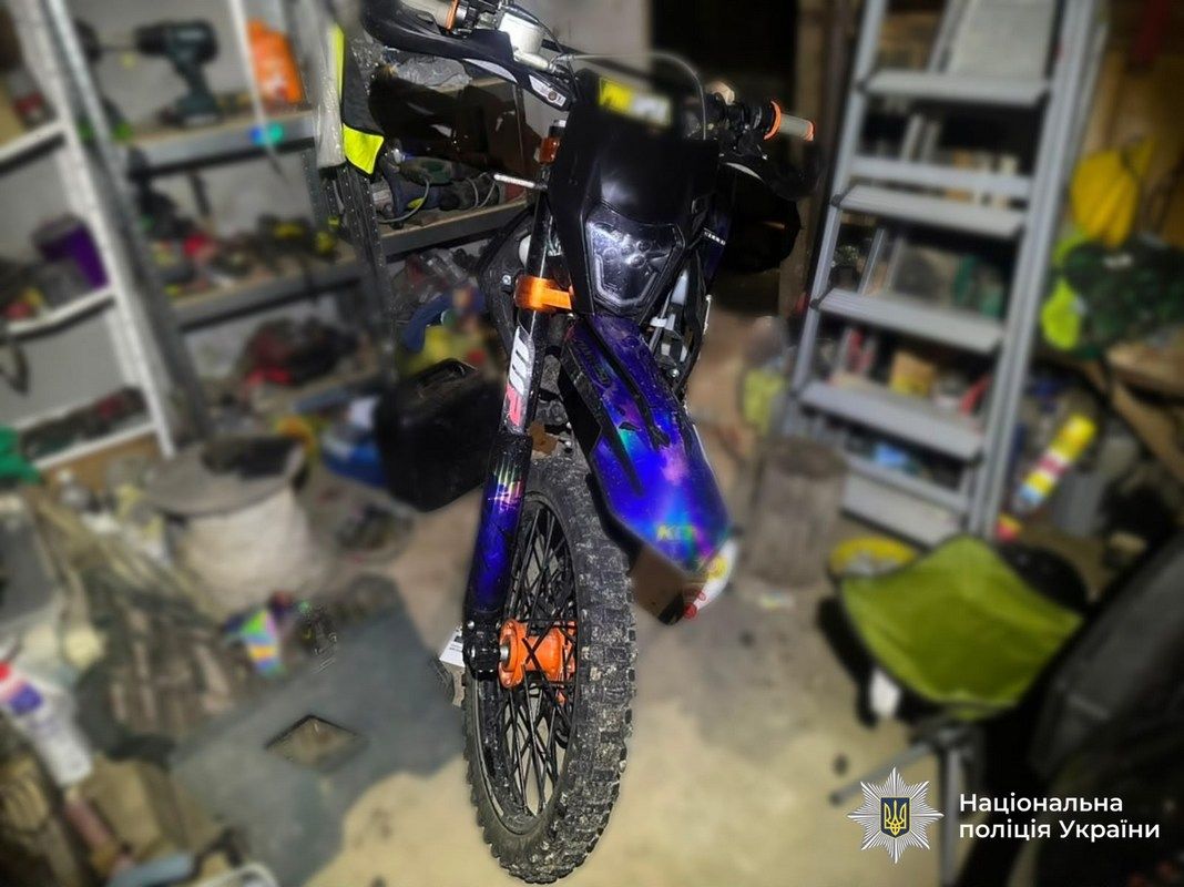 Двоє підлітків на мотоциклі потрапили у ДТП на Косівщині: один хлопець загинув 2