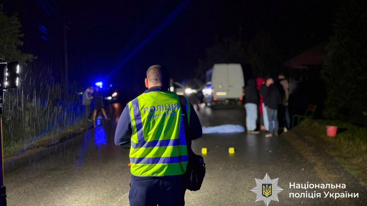 Двоє підлітків на мотоциклі потрапили у ДТП на Косівщині: один хлопець загинув 1