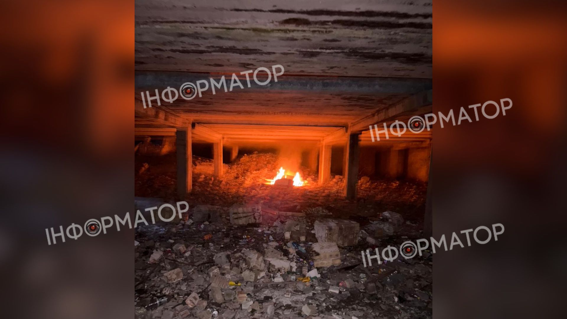 У Коломиї спалахнуло сміття в недіючому приміщенні 1