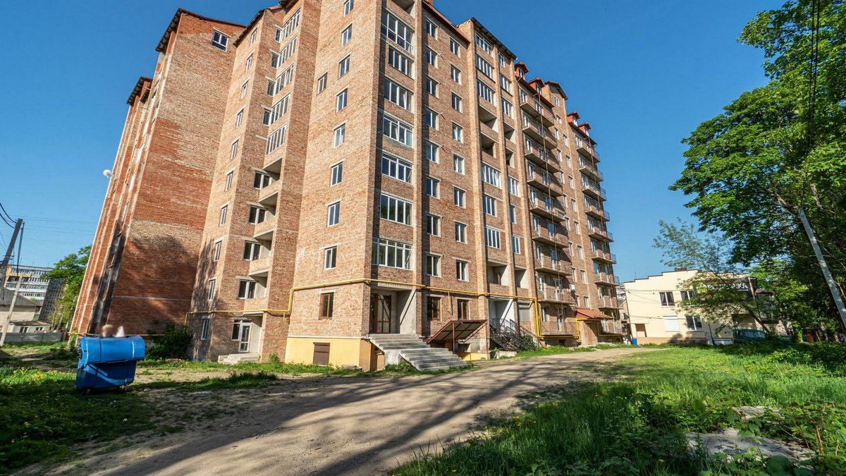 За 2 млн грн влада Коломиї готова відремонтувати заїзд до будинку на вул. Палія