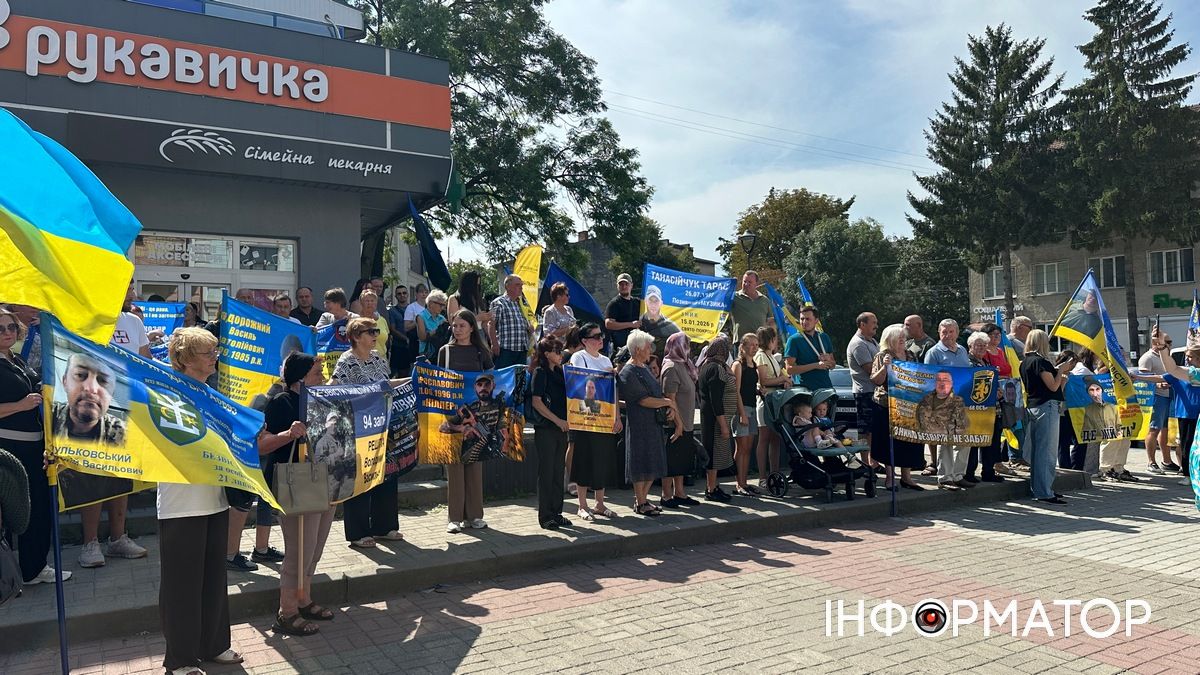 До Міжнародного дня зниклих безвісти у Коломиї відбувся автопробіг та пам'ятний захід 7