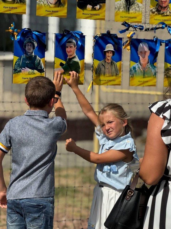 У Печеніжині відбулося відкриття Стіни Надії 6