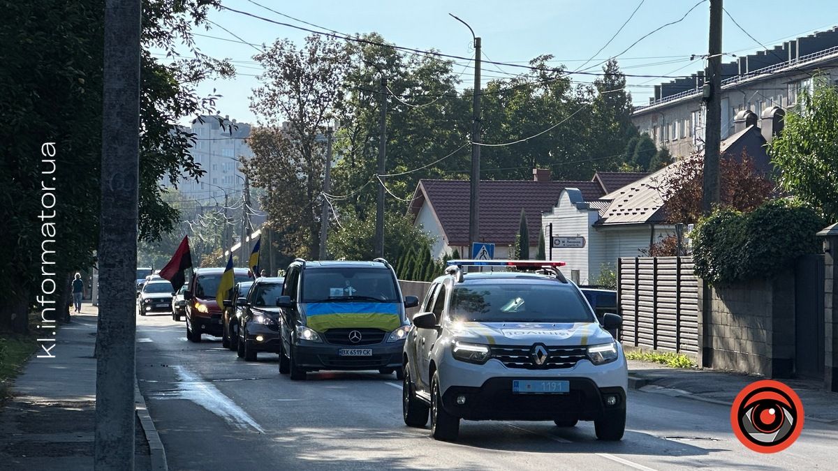 "На щиті" до Великої Кам'янки повернувся захисник Іван Вівчарук