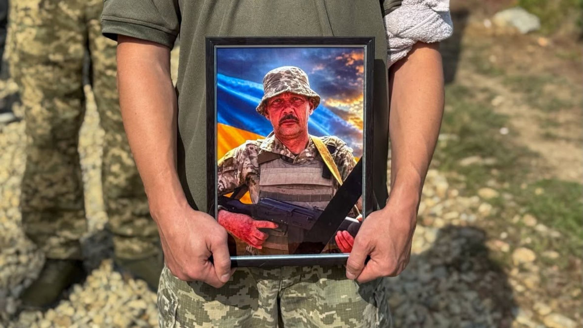 На Коломийщині попрощалися із загиблим захисником Ярославом Шияном