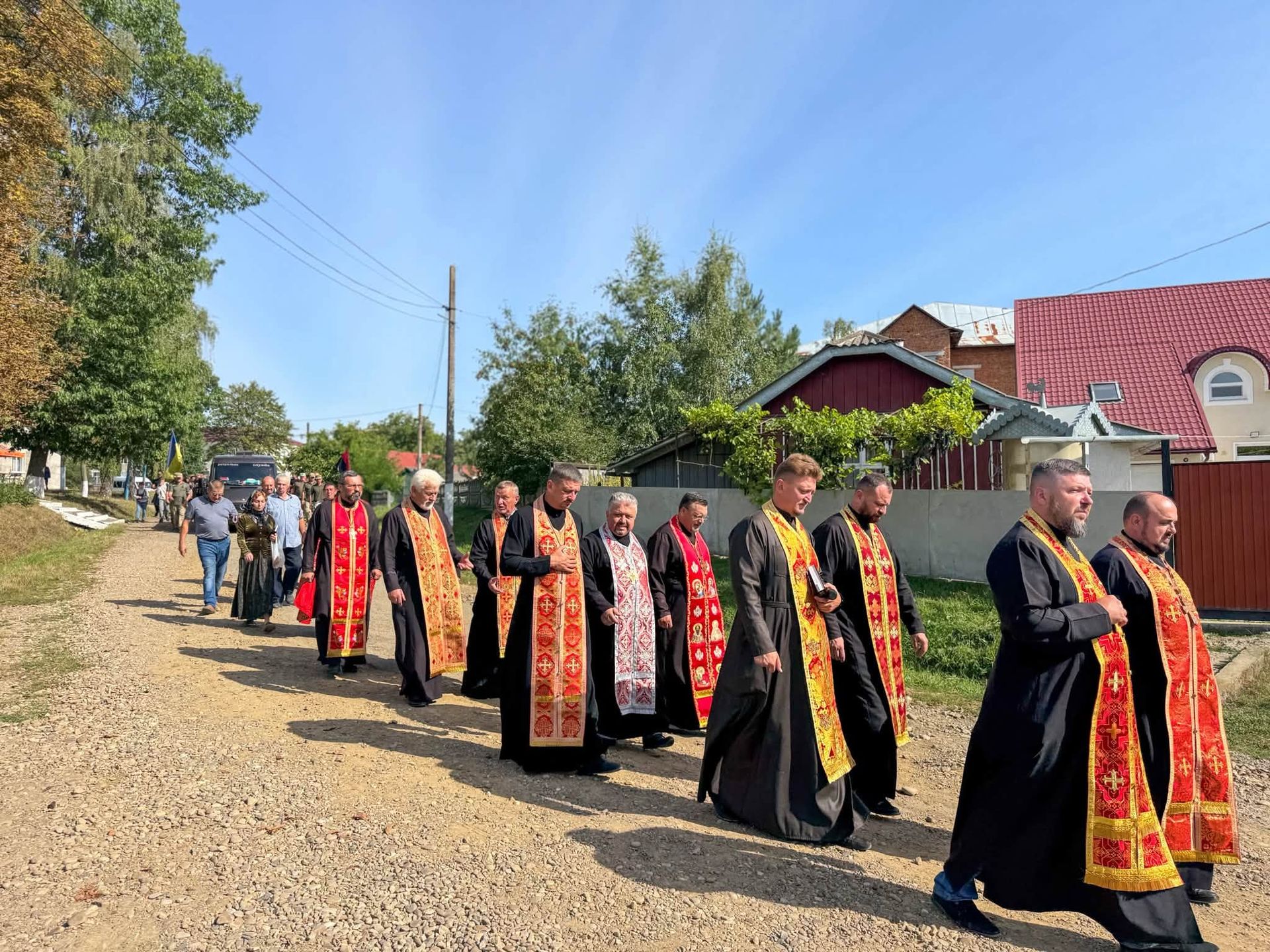 На Коломийщині попрощалися із загиблим захисником Ярославом Шияном 7