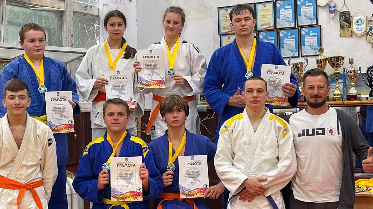 Яремчанські спортсмени здобули нагороди на чемпіонаті області з дзюдо серед хлопців та дівчат