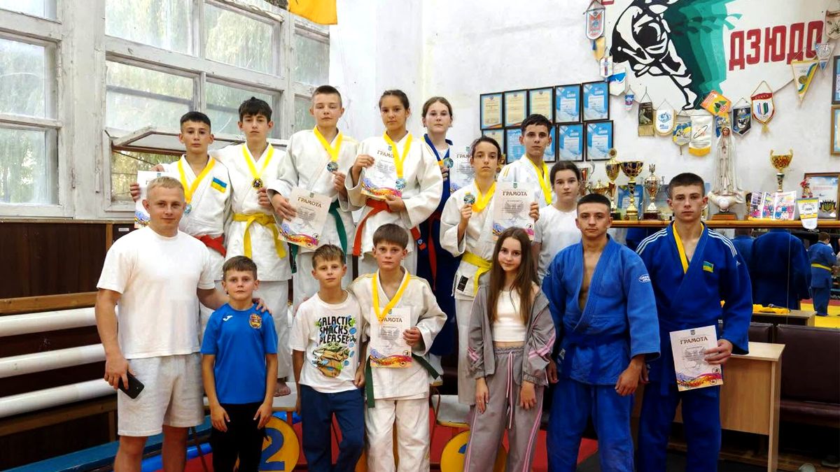 Яремчанські спортсмени здобули нагороди на чемпіонаті області з дзюдо серед хлопців та дівчат 1