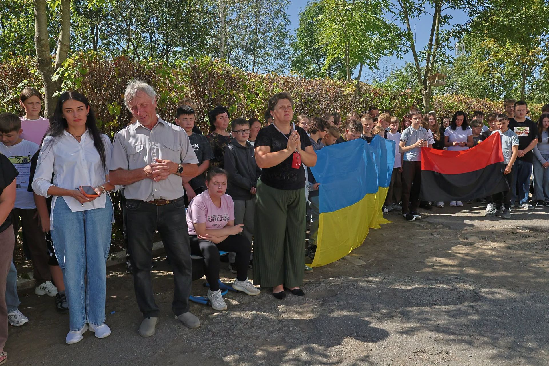 На Надвірнянщині відкрили меморіальні дошки двом загиблим захисникам 6
