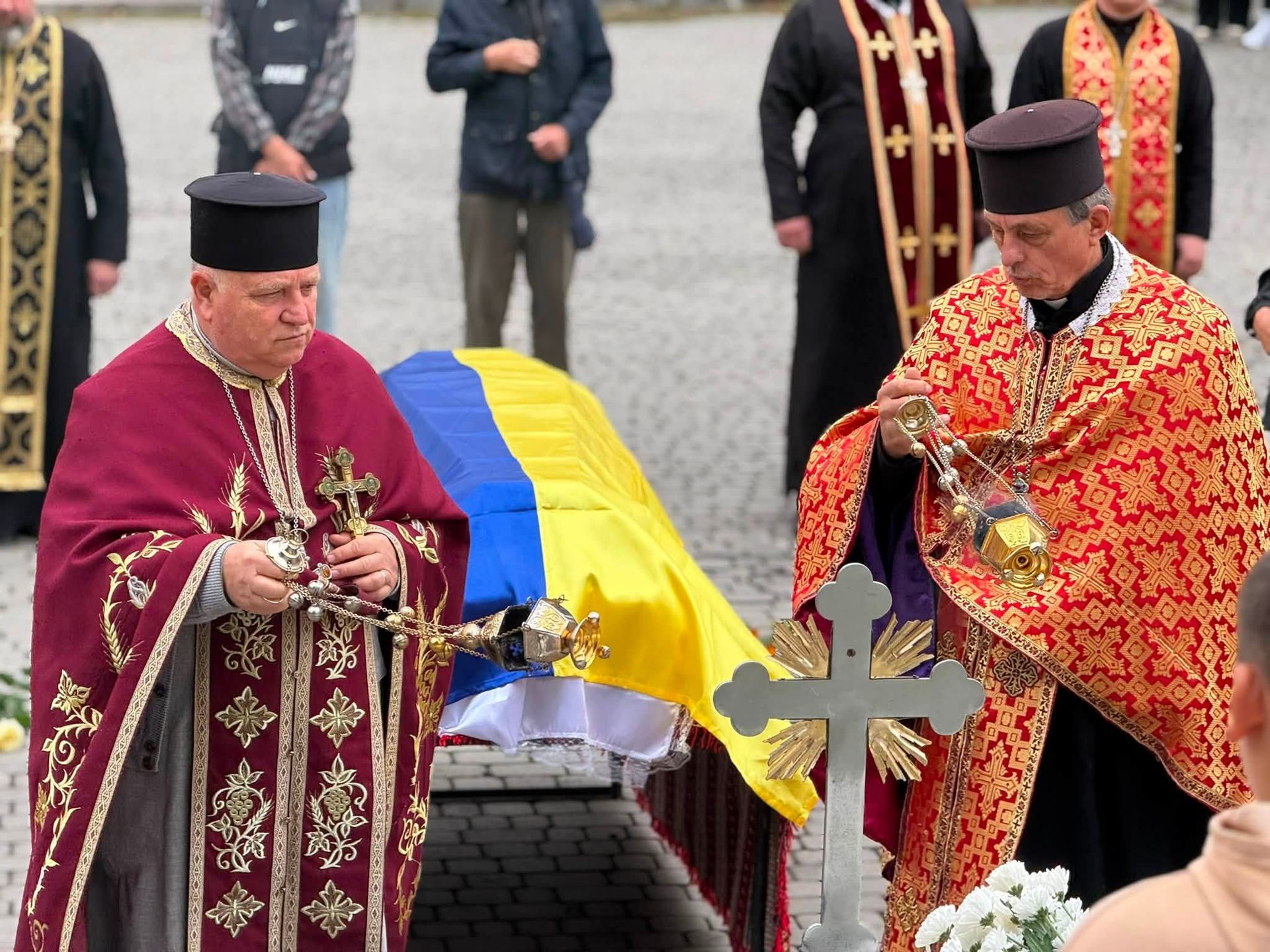 На Коломийщині попрощались із померлим воїном "десятки" Василем Федоришиним 4