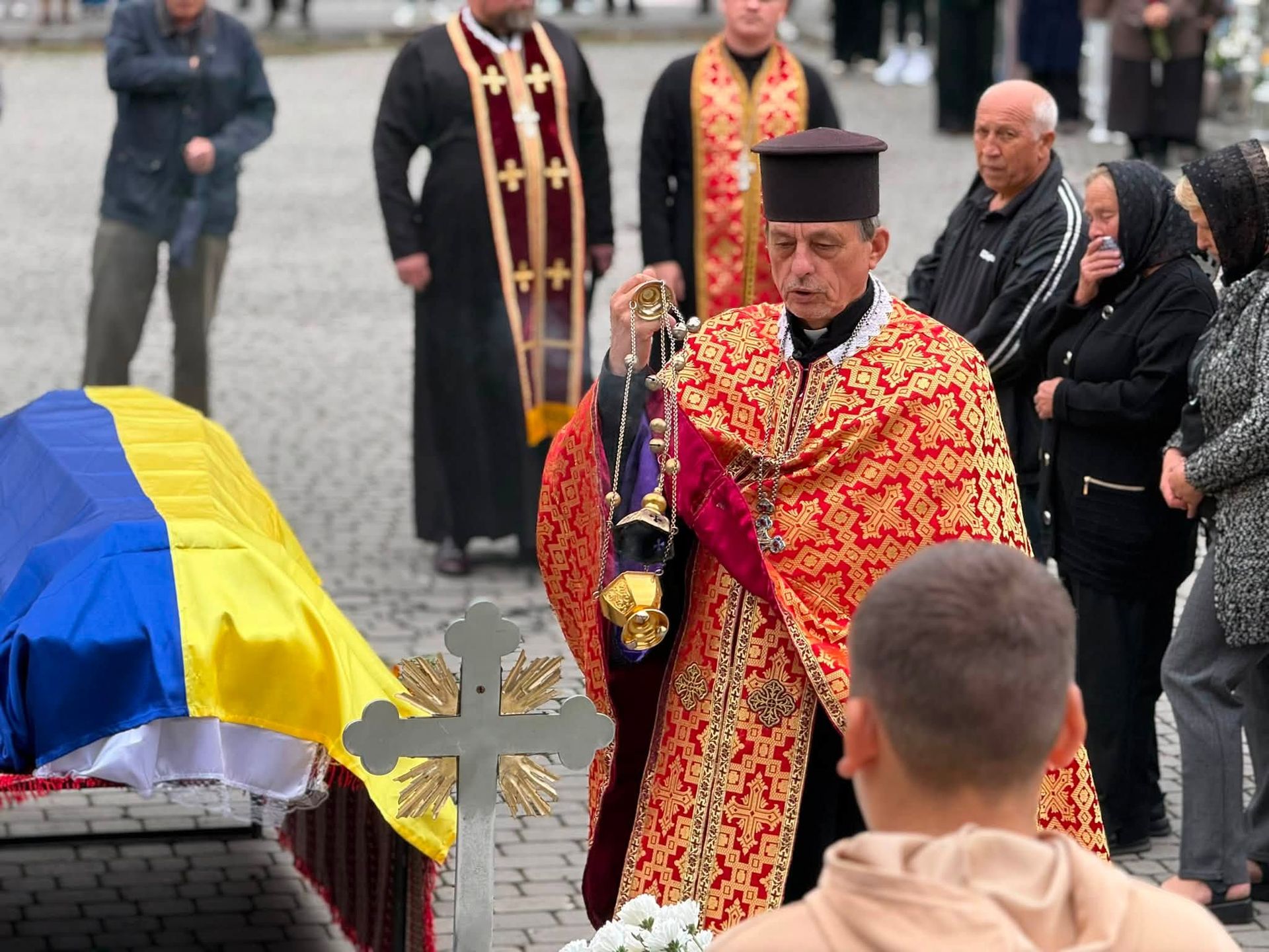 На Коломийщині попрощались із померлим воїном "десятки" Василем Федоришиним 5