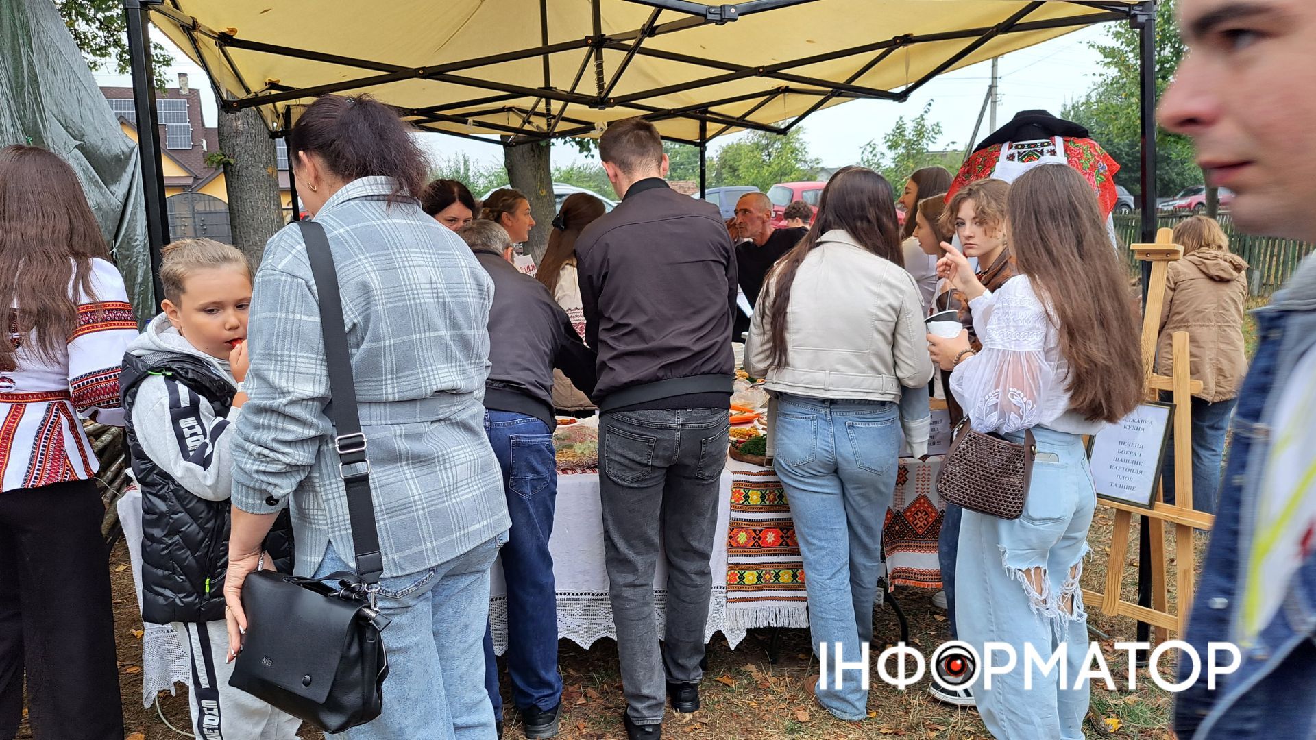 У Саджавці відбувся молодіжний етнофестиваль «Єднання поколінь» 17
