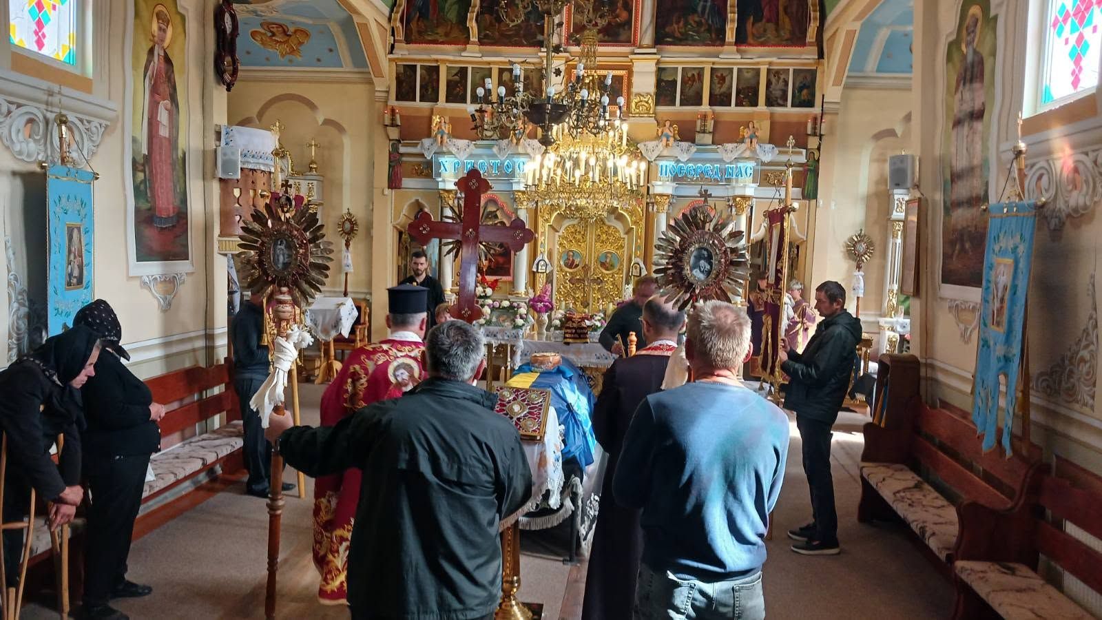 У Ланчинській громаді попрощалися із захисником Миколою Лукащуком 6