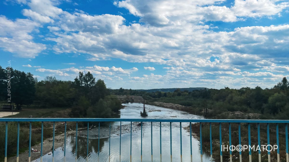 Водойми міліють на очах: який рівень води у річках та озерах Коломиї й ближніх сіл. ФОТО 14