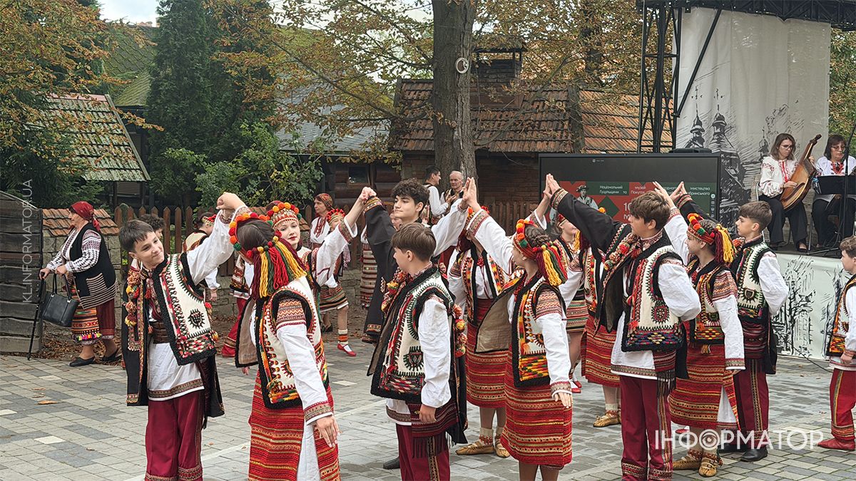 100-річчя Національного музею народного мистецтва Гуцульщини та Покуття святкують у Коломиї. ФОТО 6