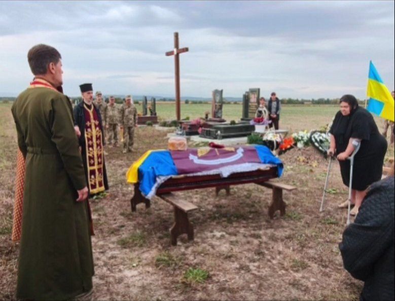 У П'ядицькій громаді відбулося прощання із воїном Тарасом Мякущаком 3
