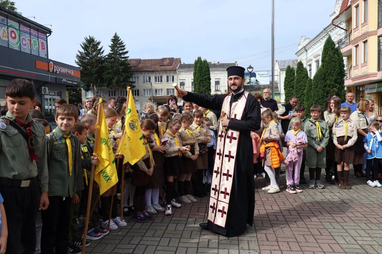 У Коломиї пластуни урочисто відкрили новий пластовий рік 4