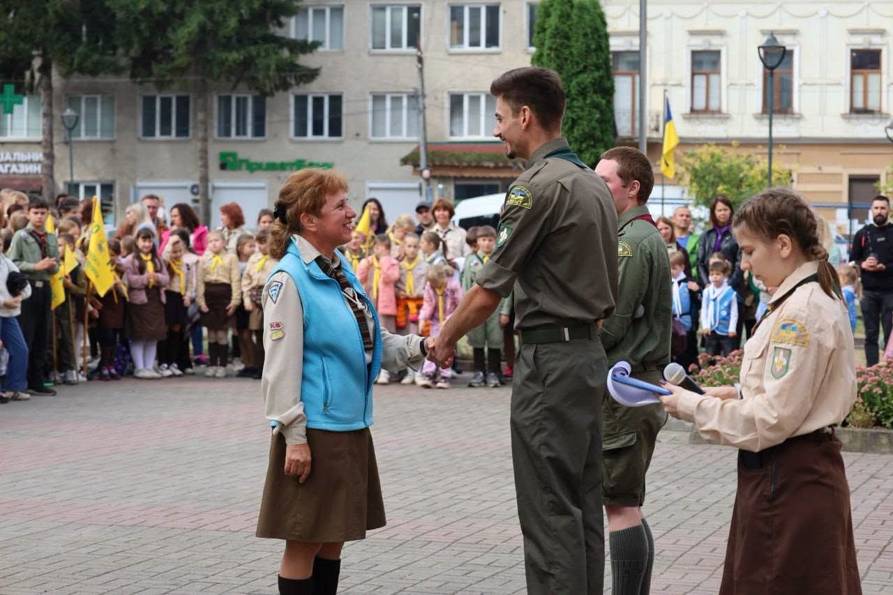 У Коломиї пластуни урочисто відкрили новий пластовий рік 15