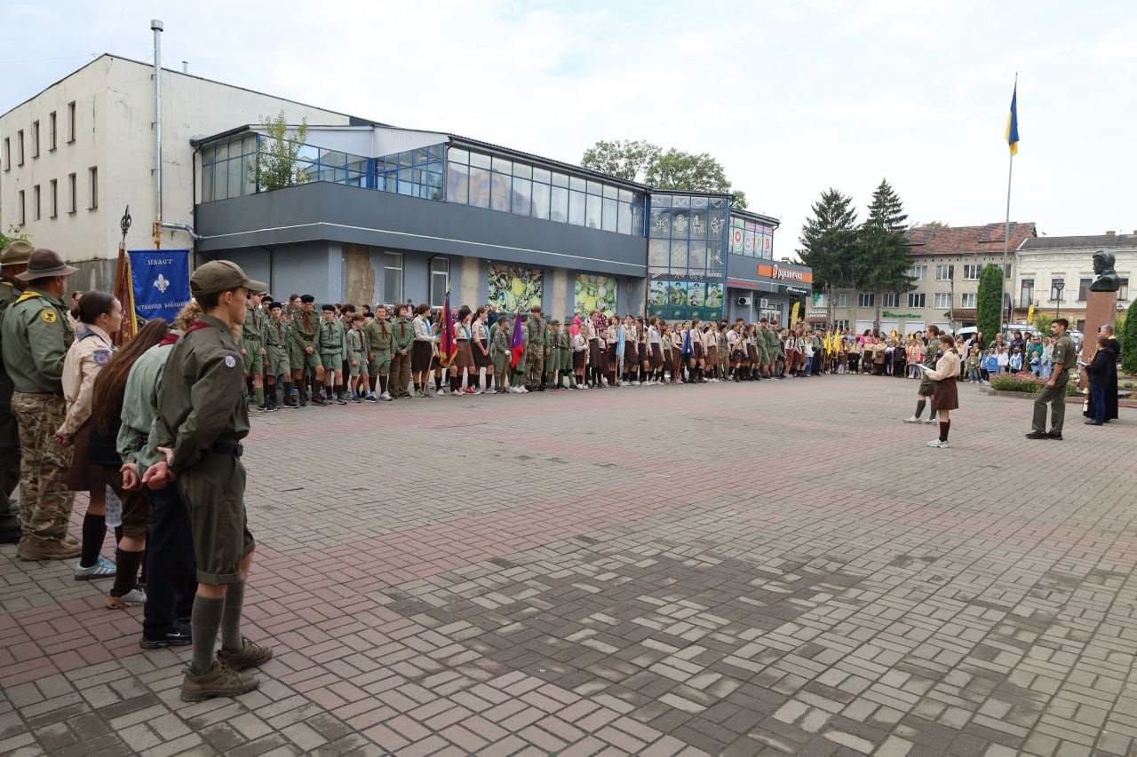 У Коломиї пластуни урочисто відкрили новий пластовий рік 19