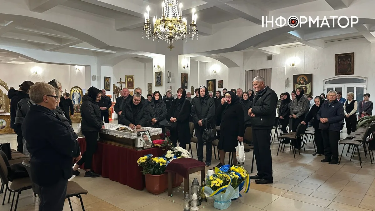 Чин похорону воїна Сергія Іванюка відбувся в Коломиї 4