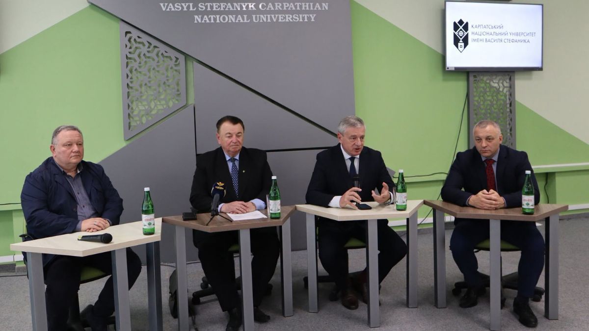 Пресконференція в Карпатському національному університеті імені Василя Стефаника