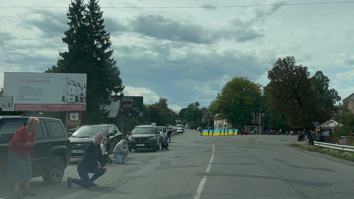 До рідного дому назавжди повернувся захисниник із Сопова Іван Филипів 3
