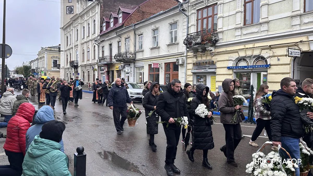 Незабуті: минає рік від дня загибелі захисника з Коломиї Любомира Маріна 3