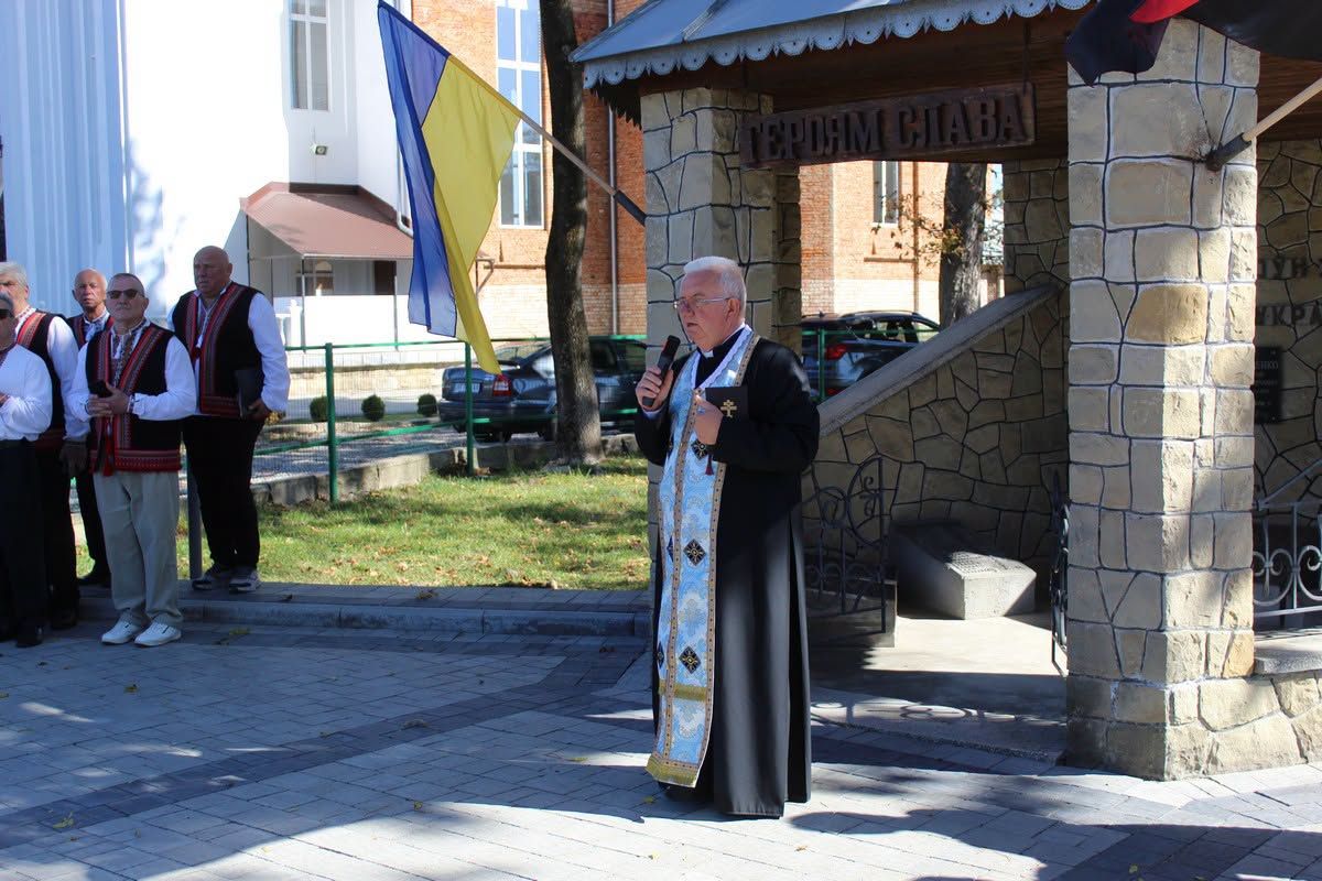 У Делятині нагородили 11 захисників: двох із них — посмертно 11