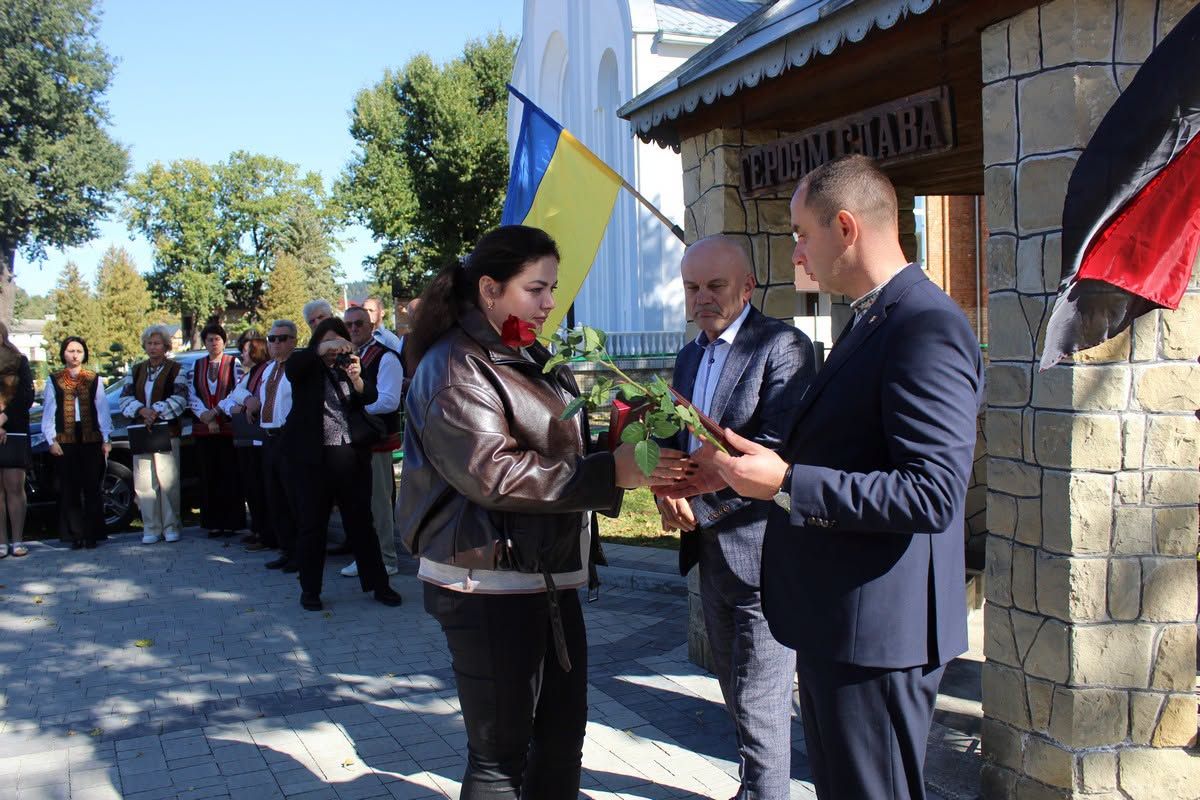 У Делятині нагородили 11 захисників: двох із них — посмертно 12