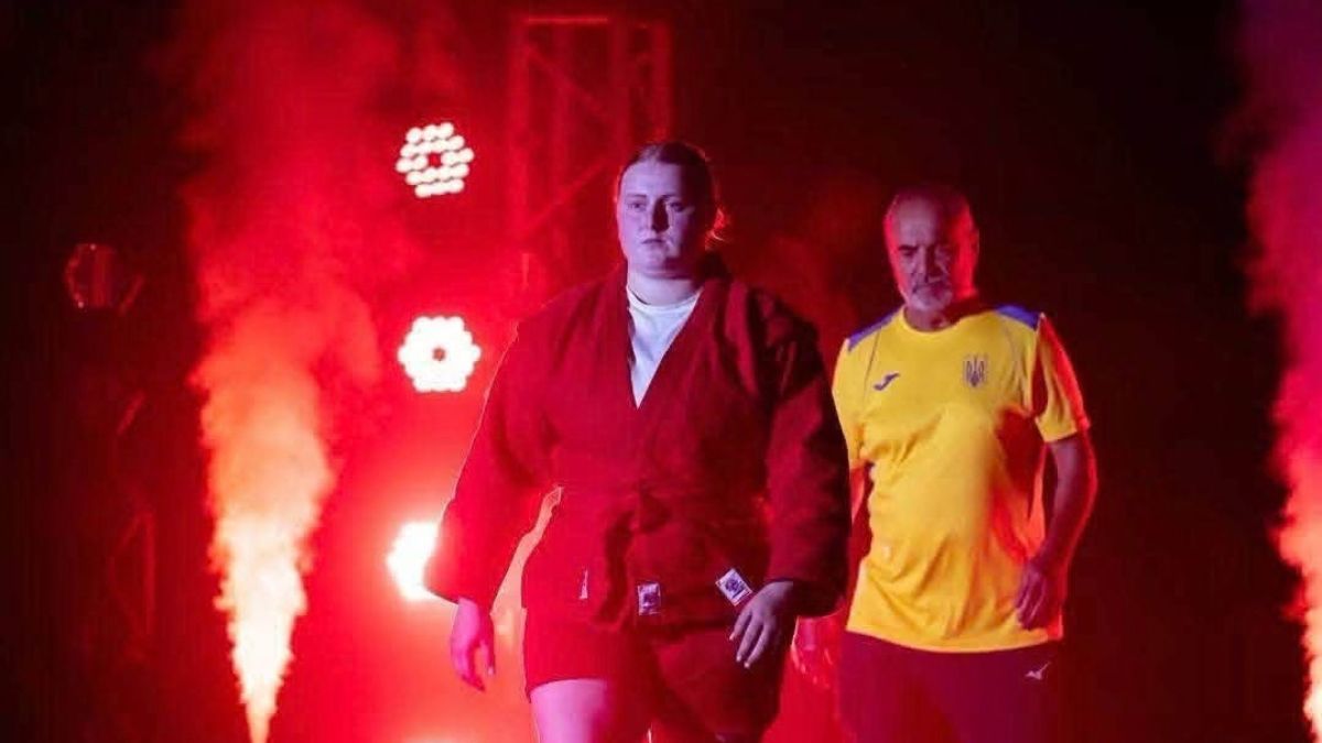Самбістки з Прикарпаття вибороли три медалі на Чемпіонаті світу в Греції 5