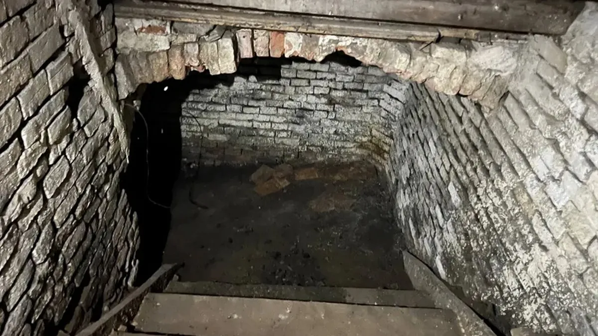 З молотка за мінімум 23 млн грн: приміщення, де в Коломиї розміщується міграційна служба, продають з аукціону 2