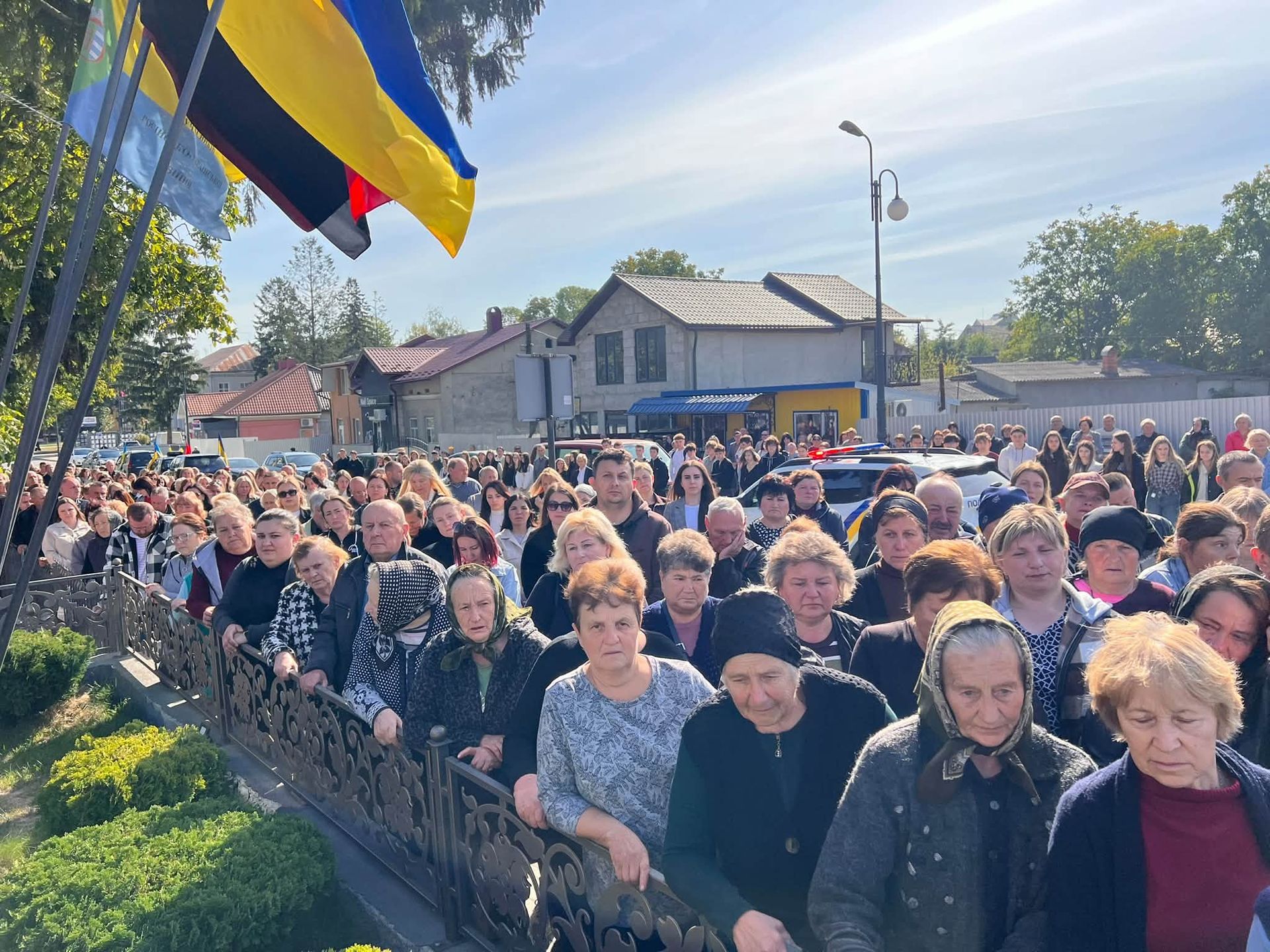 У Городенці "на щиті" зустріли полеглого захисника Василя Романюгу 7