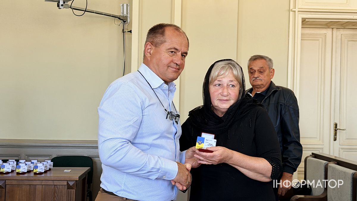 У Коломиї вперше відбулося вручення особливої відзнаки "Мати Героя" 6