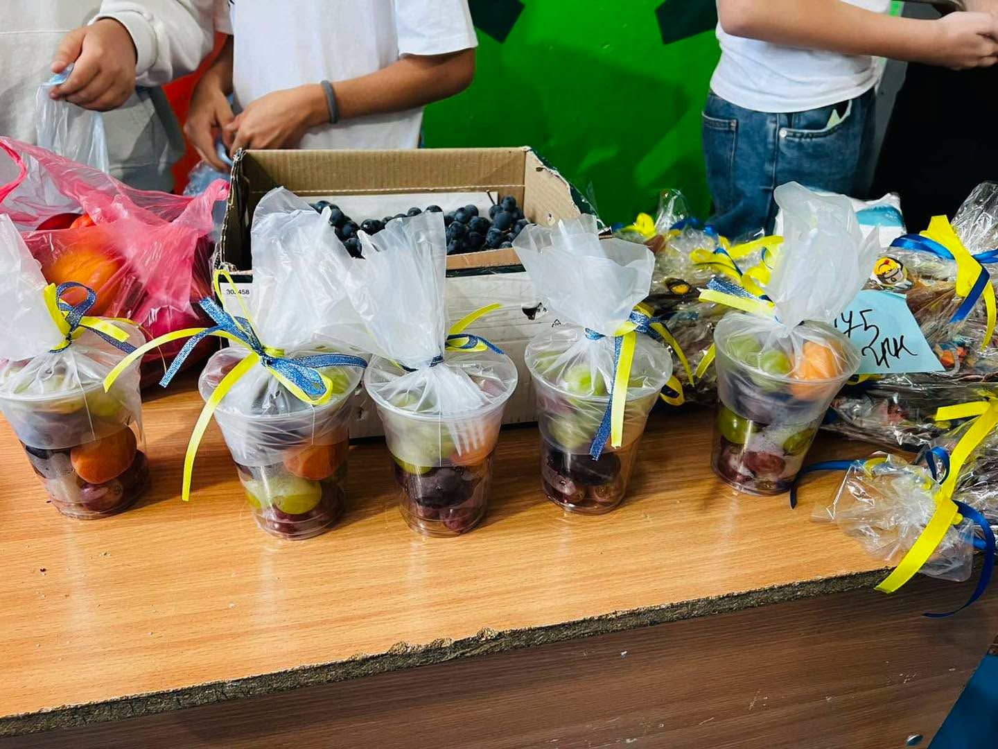 Майже 170 тисяч гривень для ЗСУ: у школах Яремчанської громади провели благодійні ярмарки 9