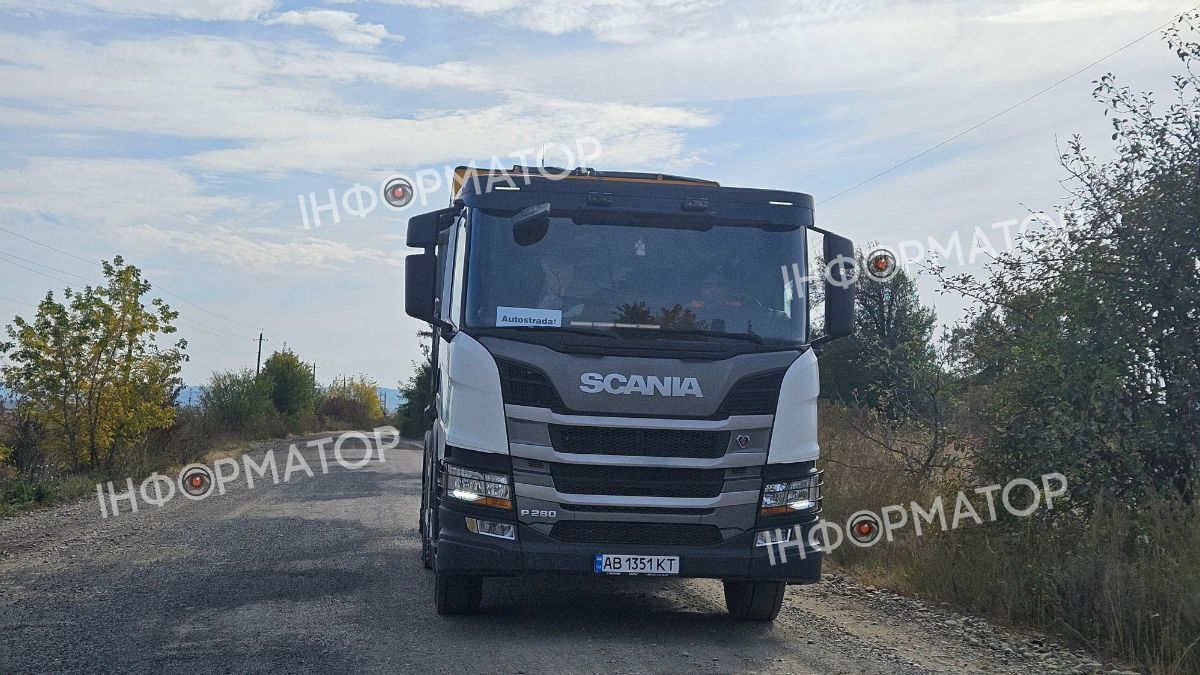 У Заболотові скасували протест: підрядники взялися ремонтувати дорогу 3