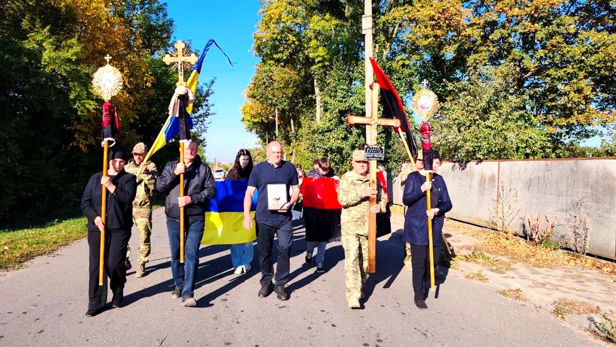 В останню путь на Городенківщині провели Олексія Бірюкова 3