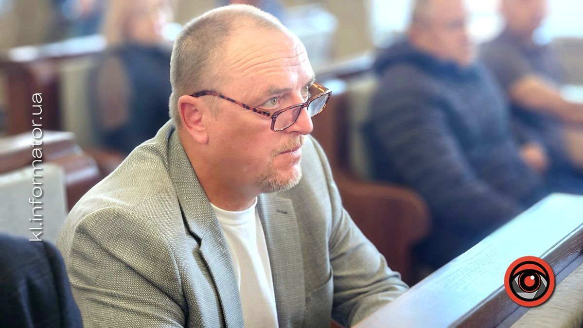 Мер з короною і образа ветерана: як у ратущі сперечелися щодо звільнення Віталія Гурника 2