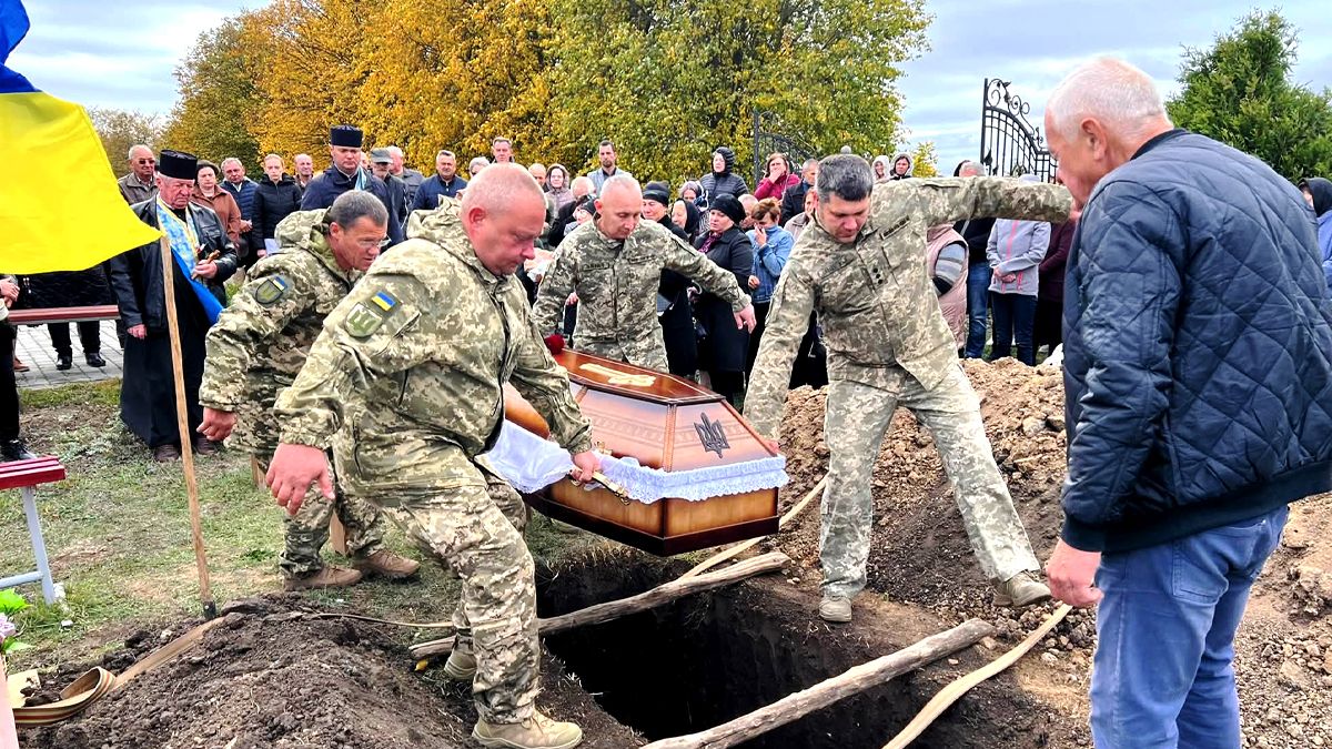 Чин похорону воїна Любомира Вінтоника пройшов у Городенці 12