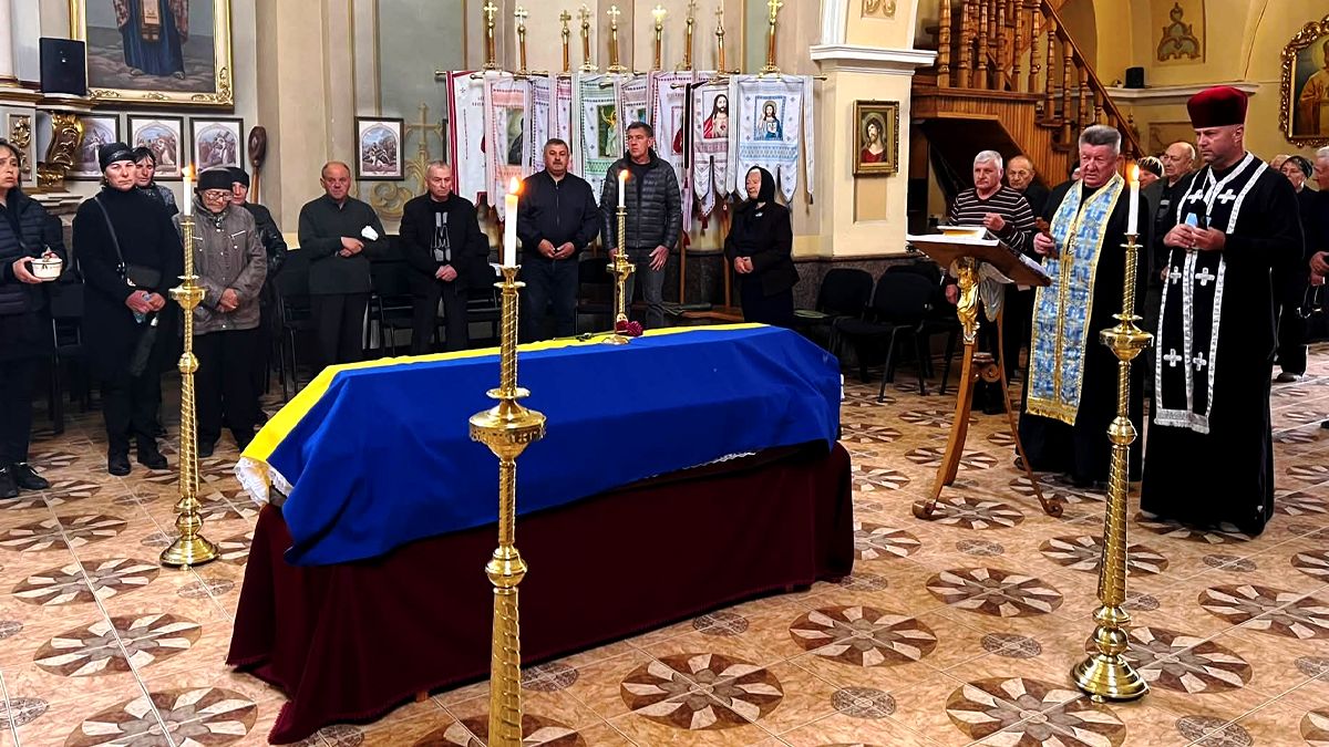 Чин похорону воїна Любомира Вінтоника пройшов у Городенці 9