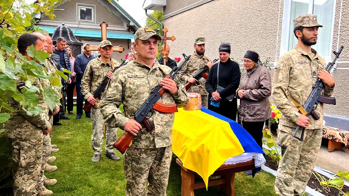 Чин похорону воїна Любомира Вінтоника пройшов у Городенці 6