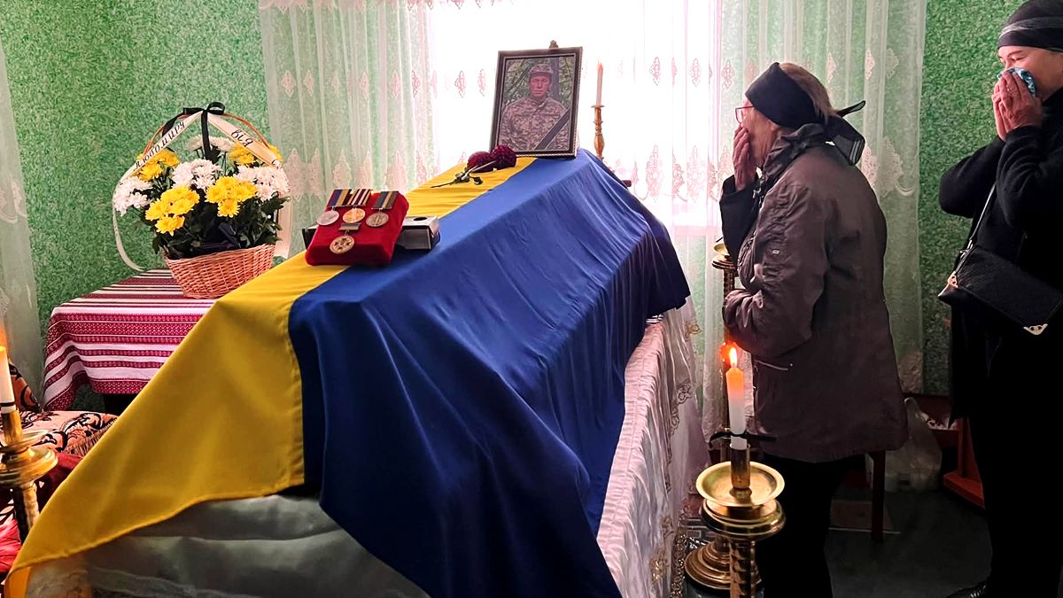 Чин похорону воїна Любомира Вінтоника пройшов у Городенці 3