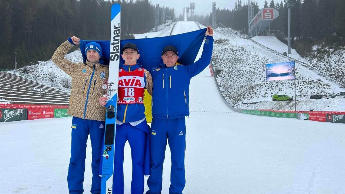 Спортсмени з Прикарпаття вибороли призові місця на чемпіонаті України зі стрибків на лижах у Ворохті.