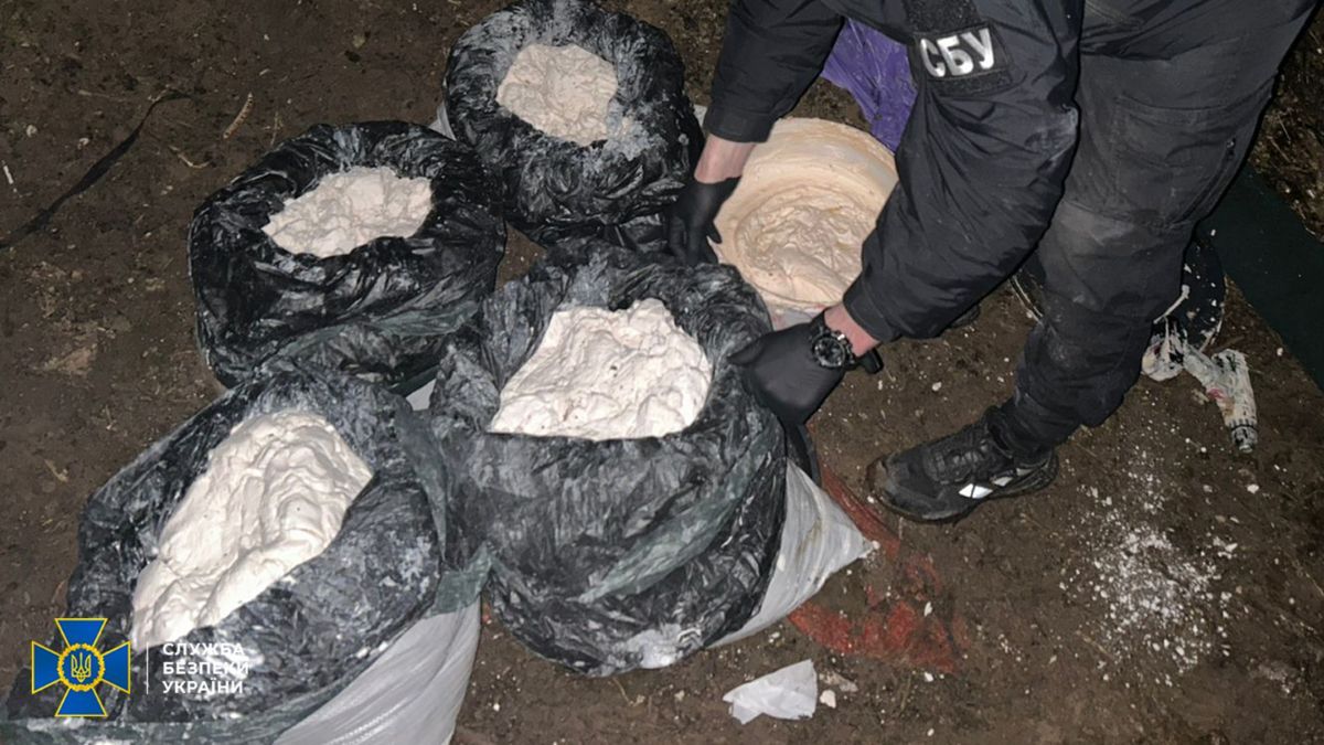 На Прикарпатті судитимуть наркоділків за виготовлення понад 160 кг амфетаміну