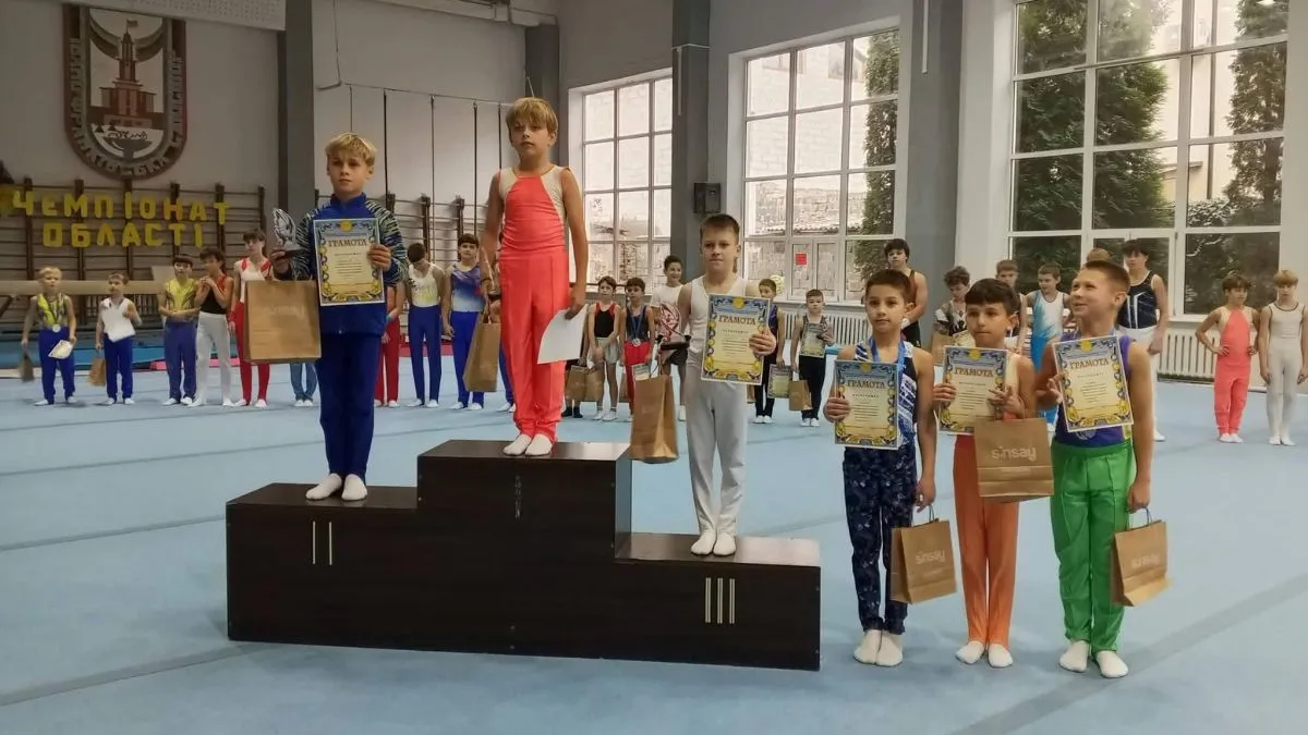 Коломийські спортсмени взяли участь у чемпіонаті області з спортивної гімнастики 1