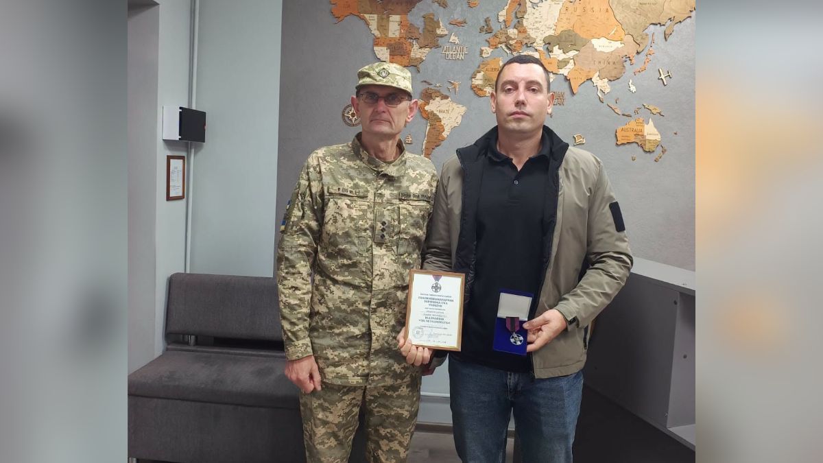 Воїна з Прикарпаття Дмитра Мосейчука відзначили почесним знаком «За незламність»