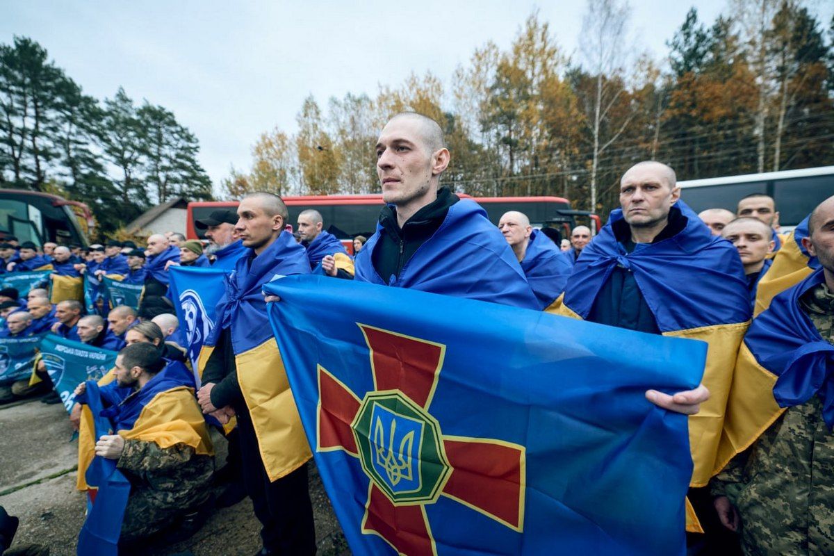 З російського полону звільнили двох захисників з Прикарпаття 1